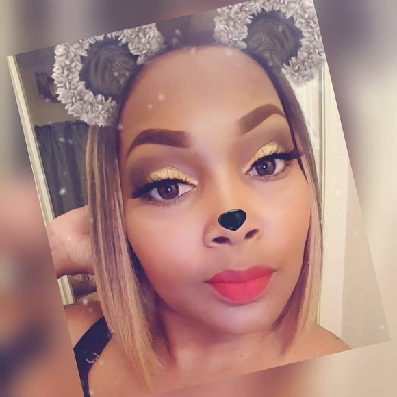 Meet your Posher, Tamicka - Picture 1 of 1